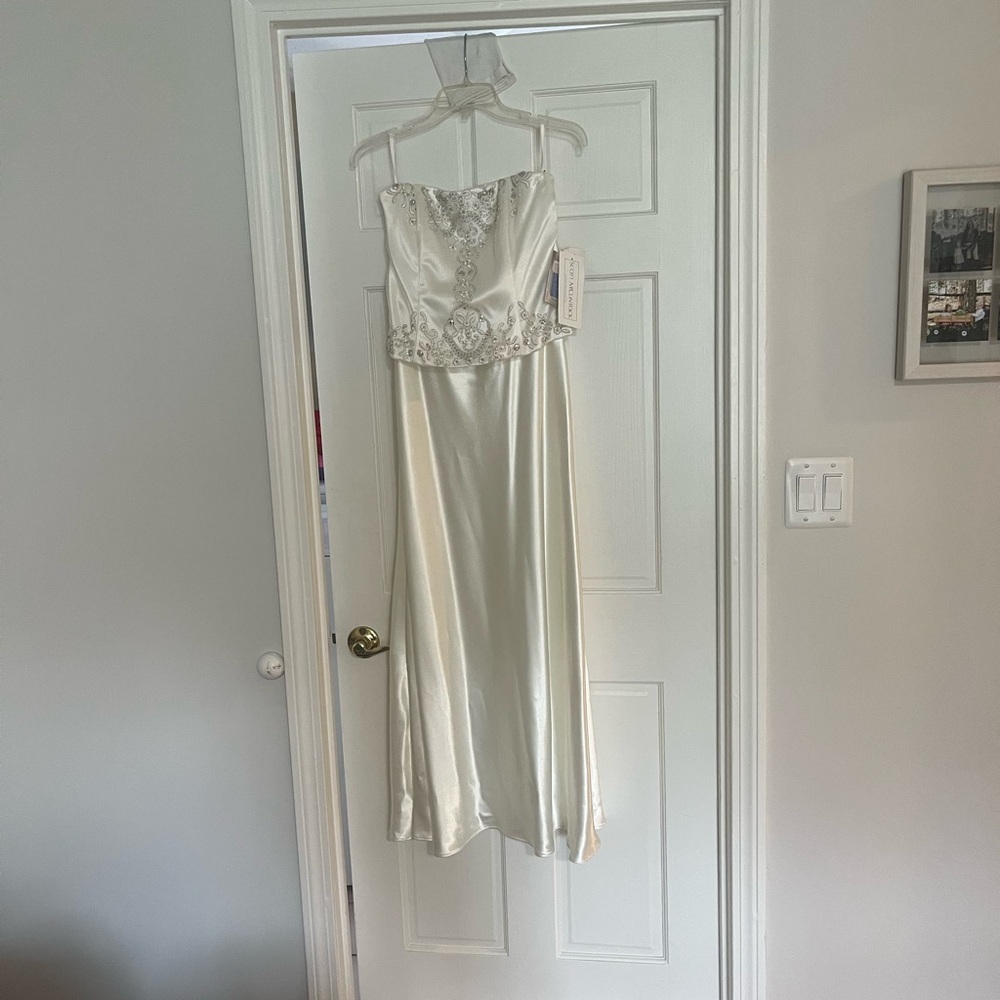 Elegant Cream Satin Nightgown